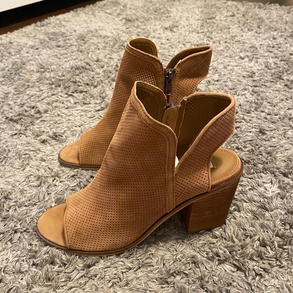 heels